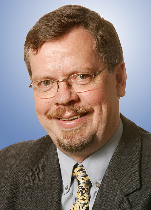 Foto (Universität Paderborn): Prof. Dr. Friedhelm Meyer auf der Heide von der Universität Paderborn ist neues Mitglied der Deutschen Akademie der Technikwissenschaften.